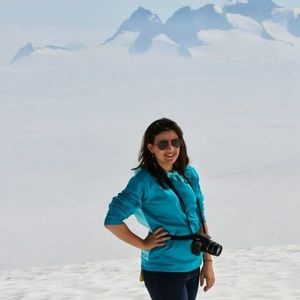 Meet your Posher, Danielle